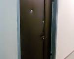 Смотрите примеры установки тамбурных дверей «эконом» с винилискожей