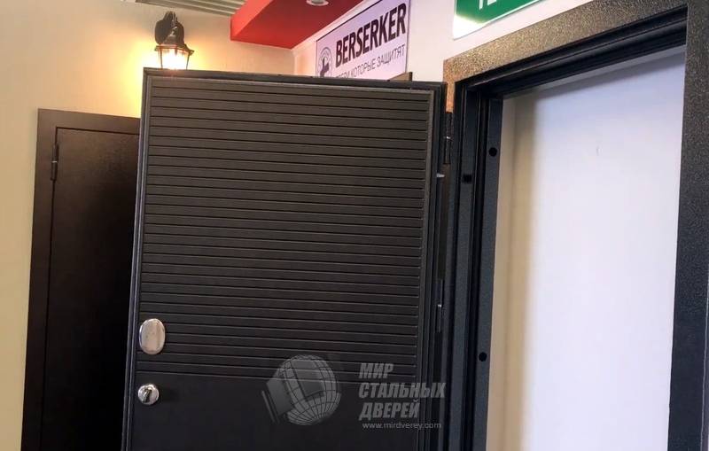 Vhodnye Metallicheskie Dveri Berserker Berserker